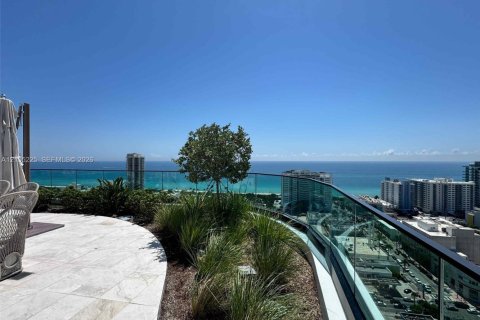 Copropriété à vendre à Miami Beach, Floride: 2 chambres, 74.51 m2 № 2416178 - photo 17