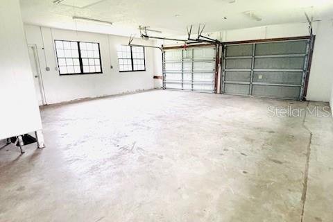 Propiedad comercial en alquiler en Valrico, Florida, 127.83 m2 № 1820889 - foto 23