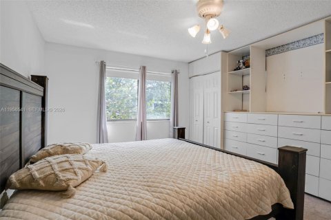 Condominio en venta en Weston, Florida, 2 dormitorios, 114.36 m2 № 2011172 - foto 23