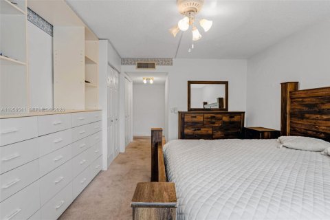 Condominio en venta en Weston, Florida, 2 dormitorios, 114.36 m2 № 2011172 - foto 22