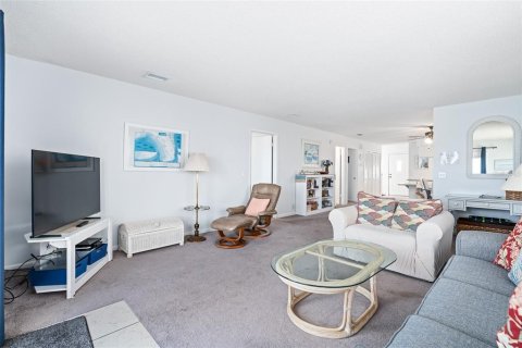 Commercial property in Saint Augustine, Florida 8 bedrooms, 221.85 sq.m. № 2148275 - photo 17