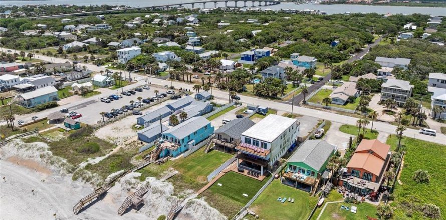Commercial property in Saint Augustine, Florida 8 bedrooms, 221.85 sq.m. № 2148275