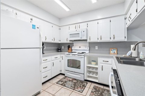 Commercial property in Saint Augustine, Florida 8 bedrooms, 221.85 sq.m. № 2148275 - photo 8