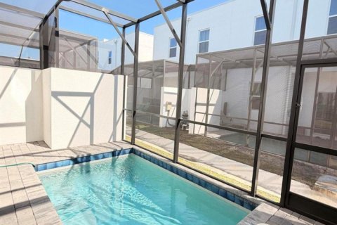 Commercial property in Davenport, Florida 155.24 sq.m. № 2087056 - photo 29