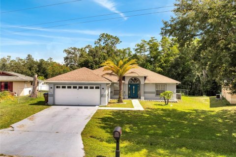 House in Kissimmee, Florida 4 bedrooms, 154.96 sq.m. № 1777908 - photo 2