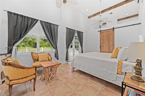 House in Southwest Ranches, Florida 4 bedrooms, 307.79 sq.m. № 1763914 - photo 14