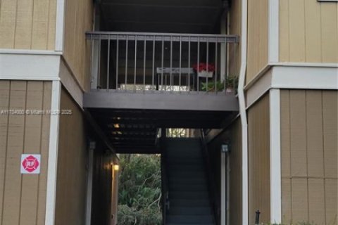 Condo in Tampa, Florida, 1 bedroom  № 1933873 - photo 14
