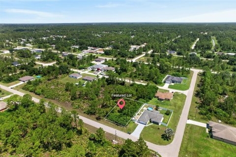 Terreno en venta en Lehigh Acres, Florida № 2215992 - foto 6