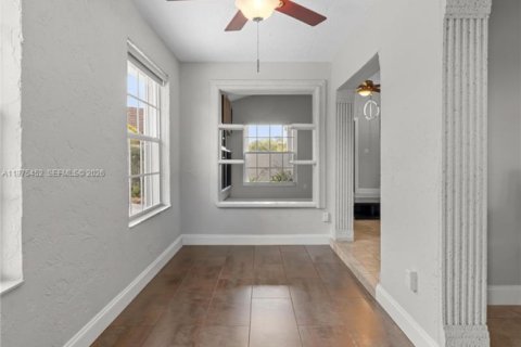 Купить виллу или дом в Майами, Флорида 3 спальни, 131.83м2, № 2040167 - фото 11