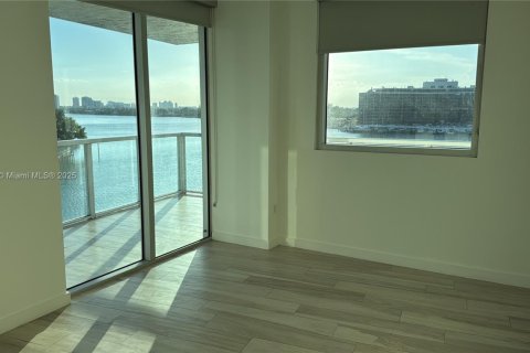 Copropriété à vendre à Miami Beach, Floride: 3 chambres, 121.14 m2 № 1858937 - photo 26