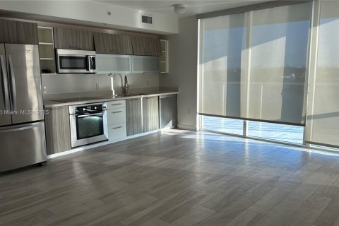 Copropriété à vendre à Miami Beach, Floride: 3 chambres, 121.14 m2 № 1858937 - photo 16