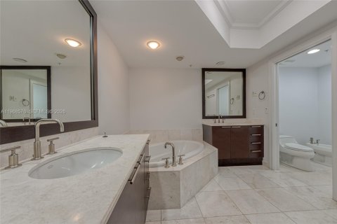 Copropriété à vendre à Hollywood, Floride: 3 chambres, 232.26 m2 № 2031606 - photo 28