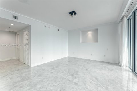 Copropriété à vendre à Hollywood, Floride: 3 chambres, 232.26 m2 № 2031606 - photo 25