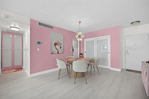 Condo in Hollywood, Florida, 1 bedroom  № 2397438