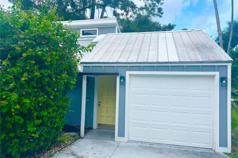 House in Sarasota, Florida 3 bedrooms, 101.73 sq.m. № 2369609