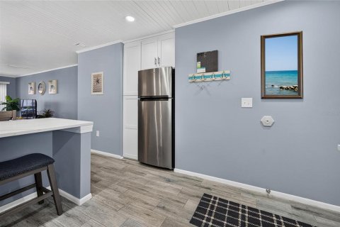 Copropriété à vendre à Sarasota, Floride: 2 chambres, 94.39 m2 № 2424213 - photo 11
