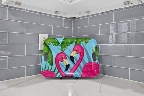 Copropriété à vendre à Sarasota, Floride: 2 chambres, 94.39 m2 № 2424213 - photo 8