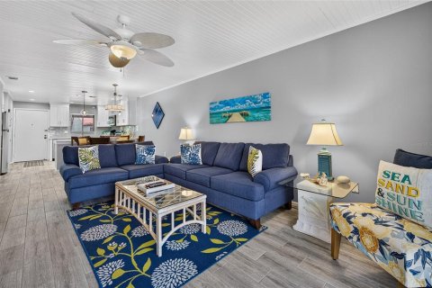 Copropriété à vendre à Sarasota, Floride: 2 chambres, 94.39 m2 № 2424213 - photo 15