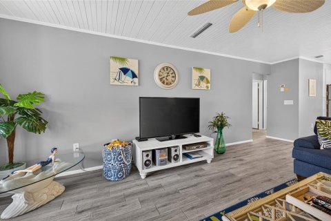 Copropriété à vendre à Sarasota, Floride: 2 chambres, 94.39 m2 № 2424213 - photo 17