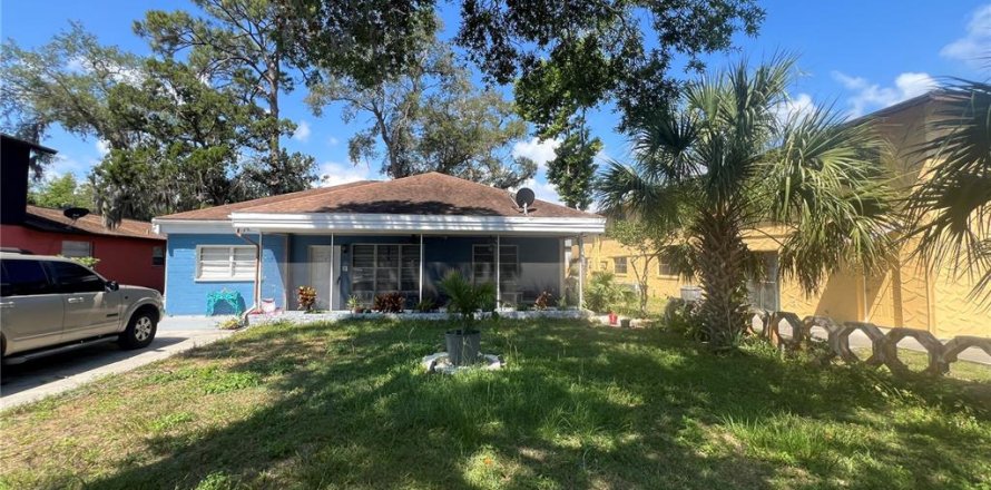 House in Holly Hill, Florida 3 bedrooms, 141.49 sq.m. № 1585461