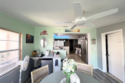 House in Holly Hill, Florida 3 bedrooms, 141.49 sq.m. № 1585461 - photo 24