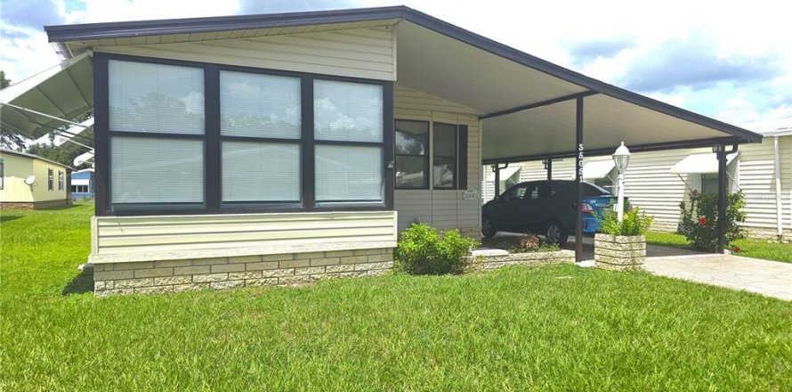 Appartement à Zephyrhills, Floride 2 chambres, 89.19 m2 № 1895006