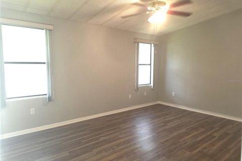 Appartement à louer à Zephyrhills, Floride: 2 chambres, 89.19 m2 № 1895006 - photo 20