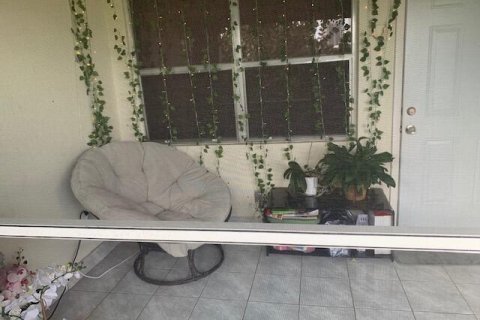 Condominio en venta en Hallandale Beach, Florida, 1 dormitorio, 65.03 m2 № 2261607 - foto 17