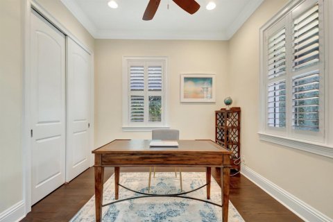 House in Delray Beach, Florida 4 bedrooms, 247.12 sq.m. № 2175925 - photo 23