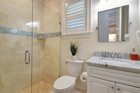 House in Delray Beach, Florida 4 bedrooms, 247.12 sq.m. № 2175925 - photo 19