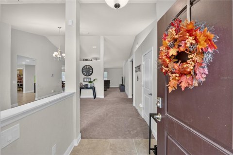 House in Ocala, Florida 4 bedrooms, 274.06 sq.m. № 2227172 - photo 6