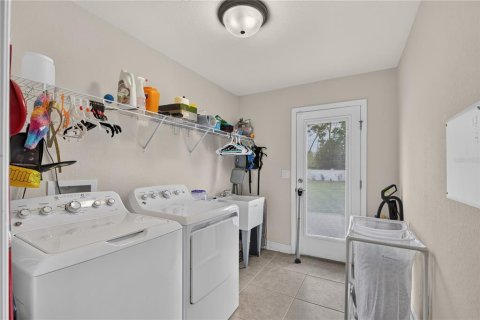 House in Ocala, Florida 4 bedrooms, 274.06 sq.m. № 2227172 - photo 29