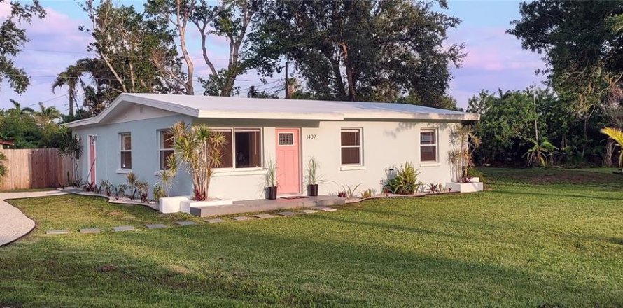 Villa ou maison à Punta Gorda, Floride 3 chambres, 85.47 m2 № 1807000