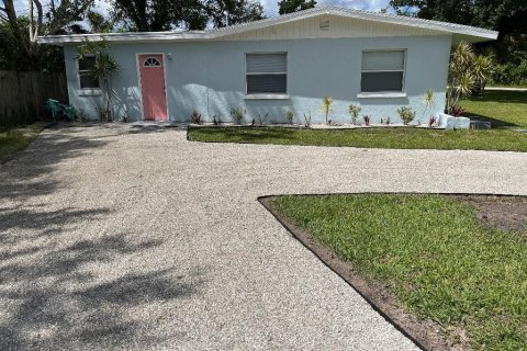 Villa ou maison à vendre à Punta Gorda, Floride: 3 chambres, 85.47 m2 № 1807000 - photo 2