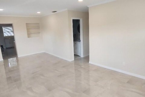 Villa ou maison à vendre à Punta Gorda, Floride: 3 chambres, 85.47 m2 № 1807000 - photo 5