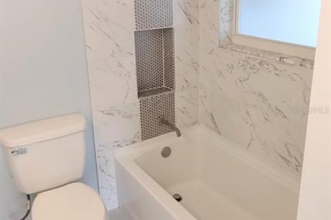 Villa ou maison à vendre à Punta Gorda, Floride: 3 chambres, 85.47 m2 № 1807000 - photo 9