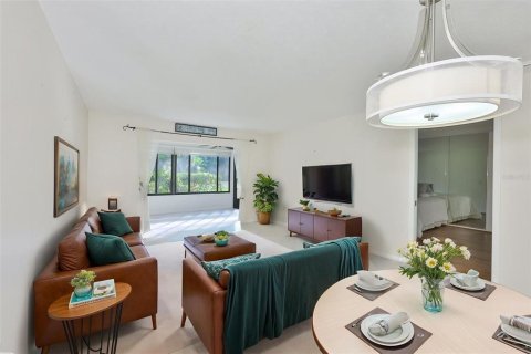 Condo in Bradenton, Florida, 2 bedrooms  № 2218259 - photo 20