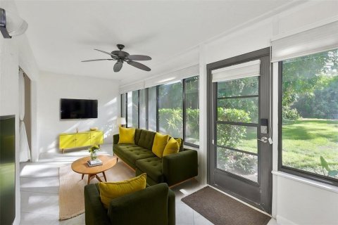 Condo in Bradenton, Florida, 2 bedrooms  № 2218259 - photo 25
