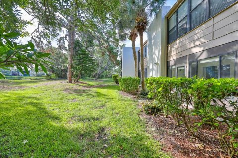 Condo in Bradenton, Florida, 2 bedrooms  № 2218259 - photo 28