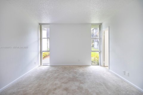 Appartement à louer à Coral Springs, Floride: 1 chambre, 83.61 m2 № 1989447 - photo 23