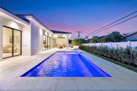 Купить виллу или дом в Форт-Лодердейл, Флорида 4 спальни, 291.71м2, № 2060700 - фото 21