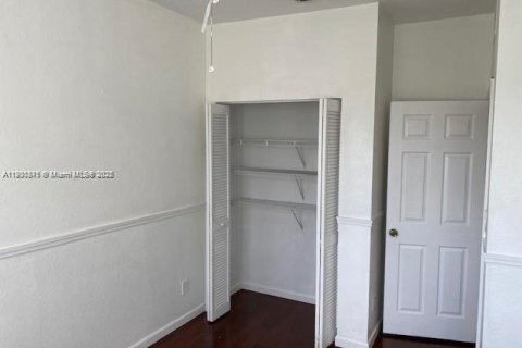 Immobilier commercial à vendre à Coral Springs, Floride: 473.89 m2 № 2077488 - photo 14