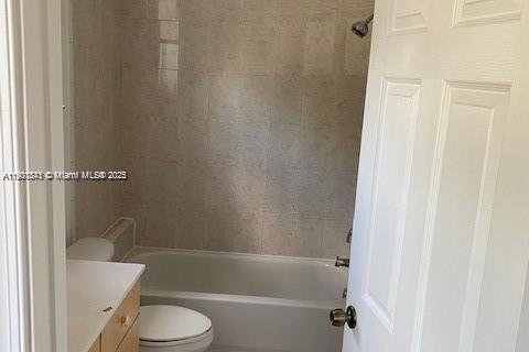 Immobilier commercial à vendre à Coral Springs, Floride: 473.89 m2 № 2077488 - photo 16