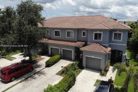 Immobilier commercial à vendre à Coral Springs, Floride: 473.89 m2 № 2077488 - photo 23