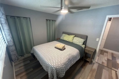 Apartment in Gulfport, Florida 3 bedrooms, 130.71 sq.m. № 1835020 - photo 8