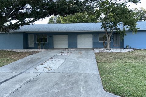 Apartment in Gulfport, Florida 3 bedrooms, 130.71 sq.m. № 1835020 - photo 1
