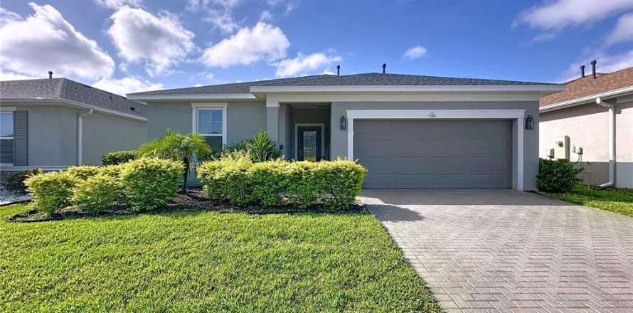 House in Groveland, Florida 3 bedrooms, 176.98 sq.m. № 1910674