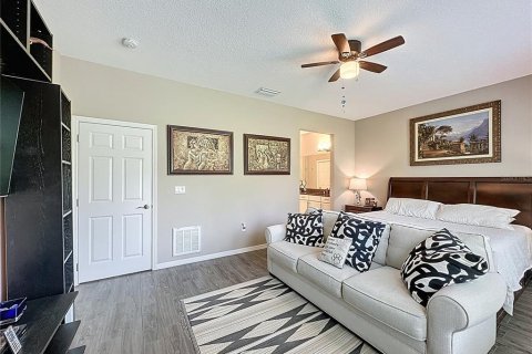 House in Groveland, Florida 3 bedrooms, 176.98 sq.m. № 1910674 - photo 30
