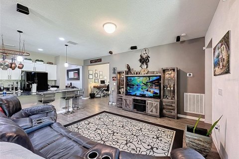 House in Groveland, Florida 3 bedrooms, 176.98 sq.m. № 1910674 - photo 19