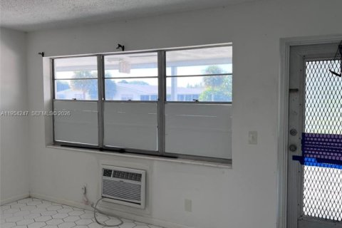 Copropriété à vendre à West Palm Beach, Floride: 1 chambre, 57.13 m2 № 2008982 - photo 16